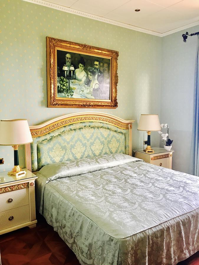 טאורמינה Hotel Villa Riis מראה חיצוני תמונה