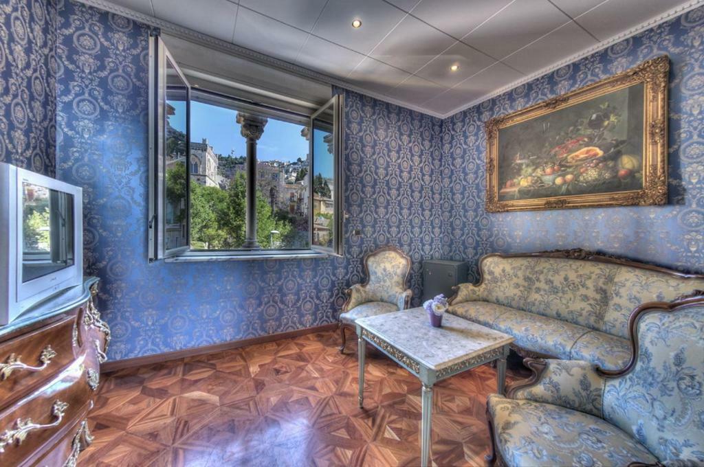 טאורמינה Hotel Villa Riis מראה חיצוני תמונה